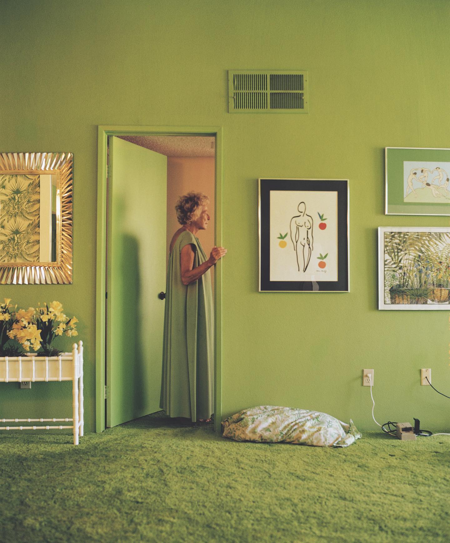 Parallel Spotlight: Larry Sultan, Navigating the Intersections of Personal and Collective Histories