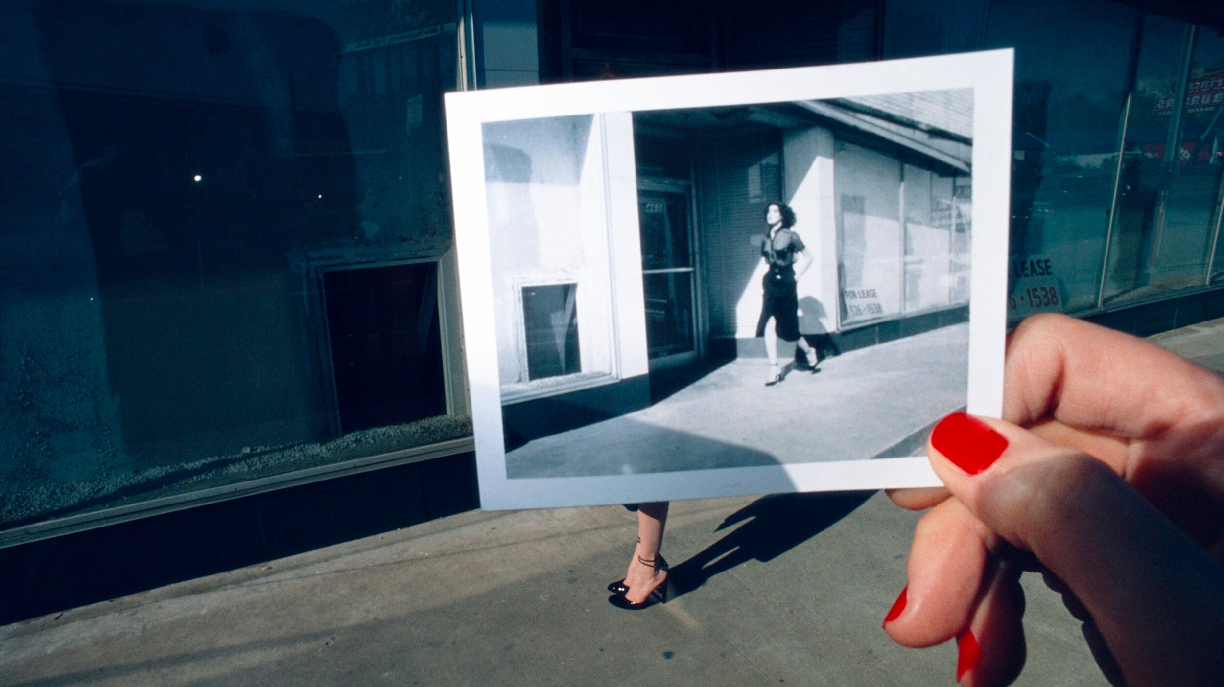 Parallel Spotlight: Guy Bourdin, The Provocative Visionary of Fashion Photography