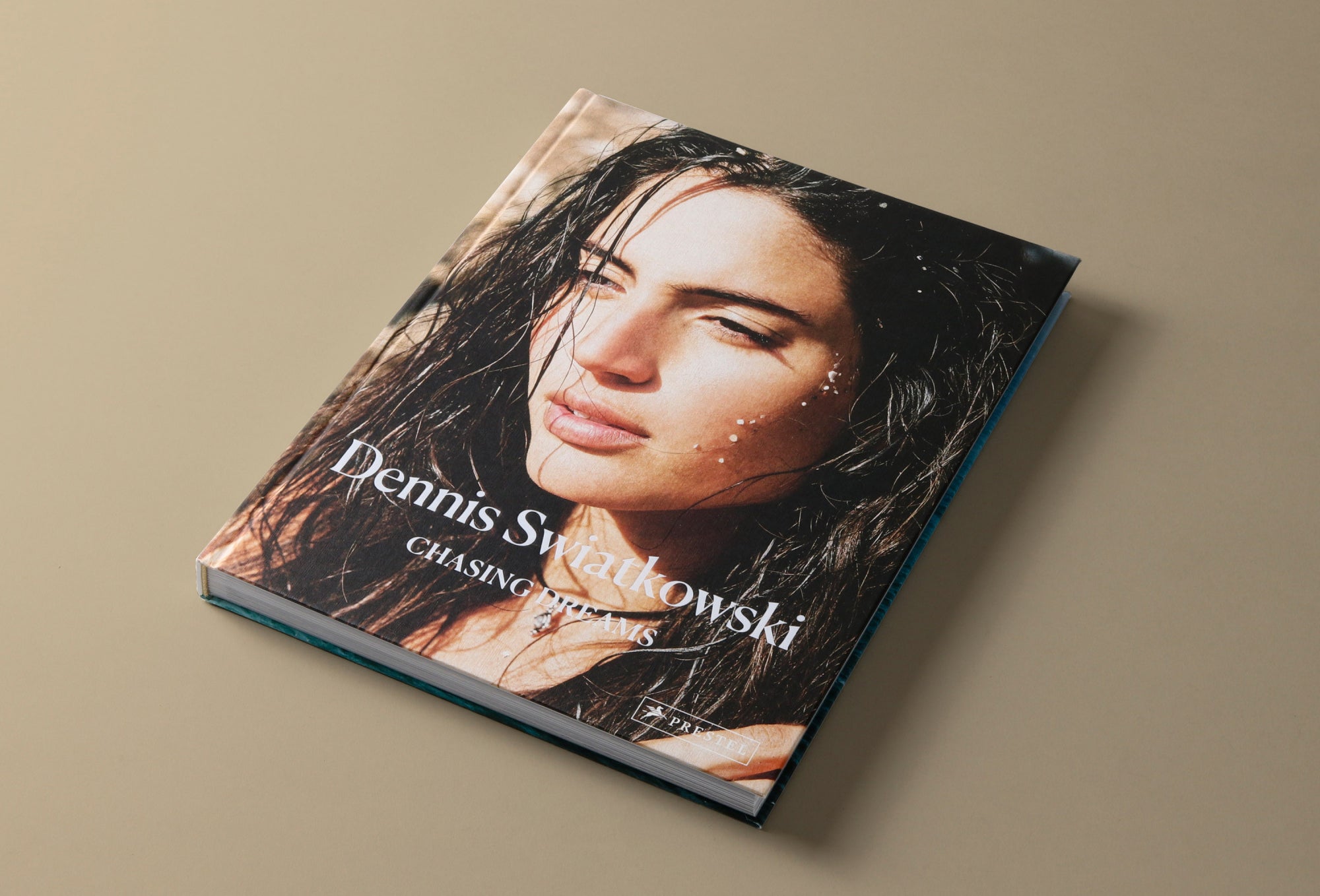 Dennis Swiatkowski CHASING DREAMS 写真集 Dennis Swiatkowski - Chasing Dreams – Parallel Editions