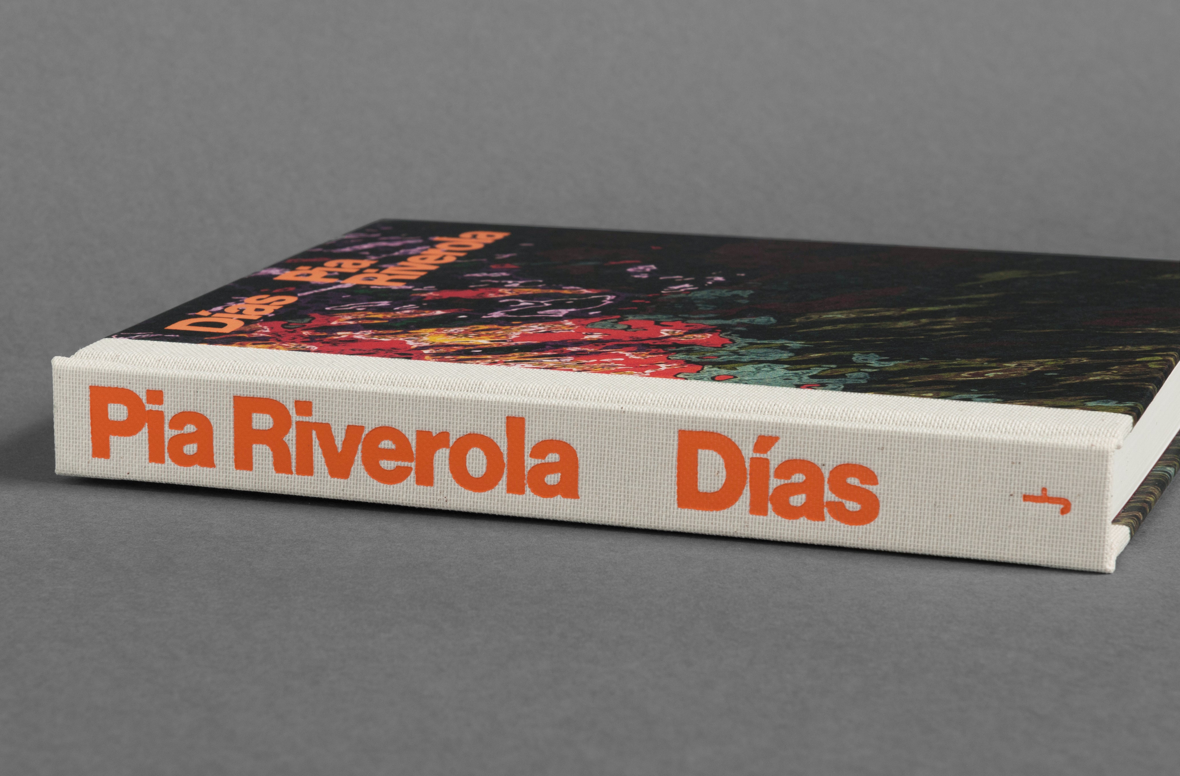 Pia Riverola - Dias – Parallel Editions